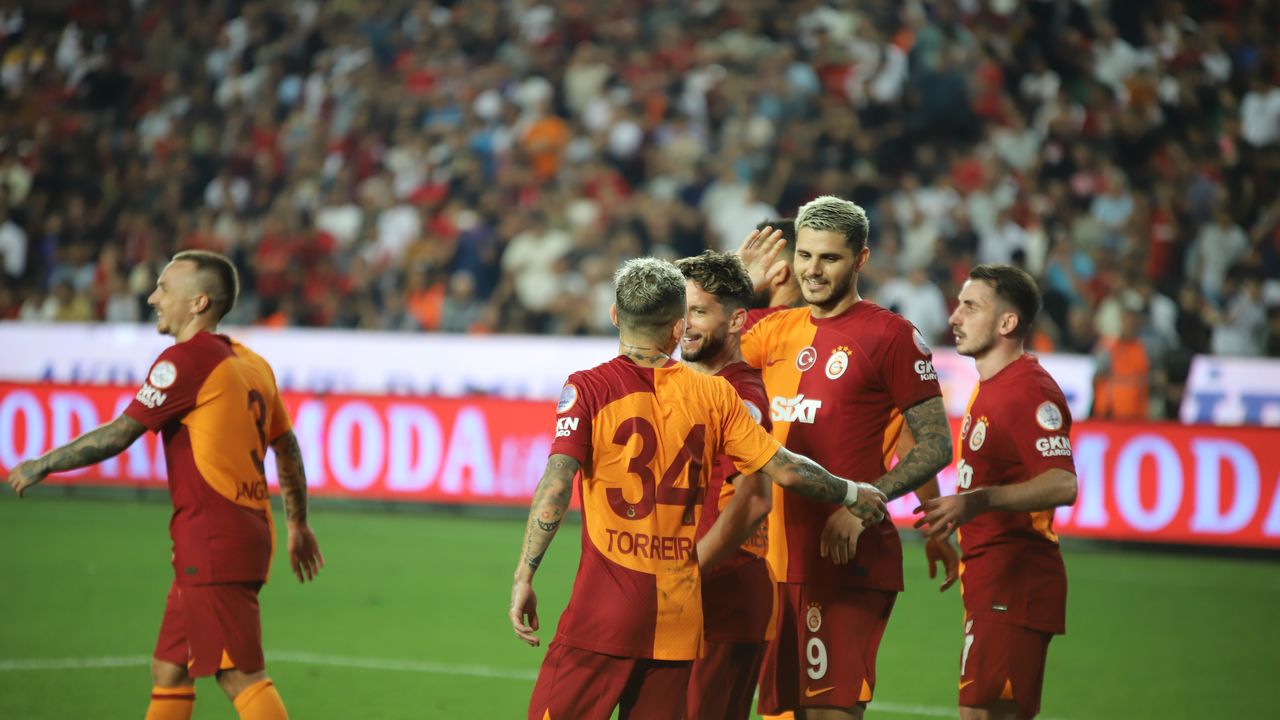 Galatasaray'ın yüzü gülüyor